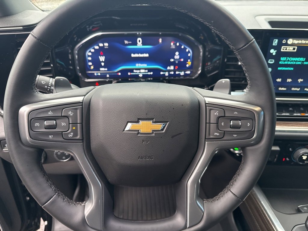 2025 Chevrolet Silverado 1500 LT photo 24
