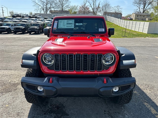 2025 Jeep Wrangler Rubicon photo 3