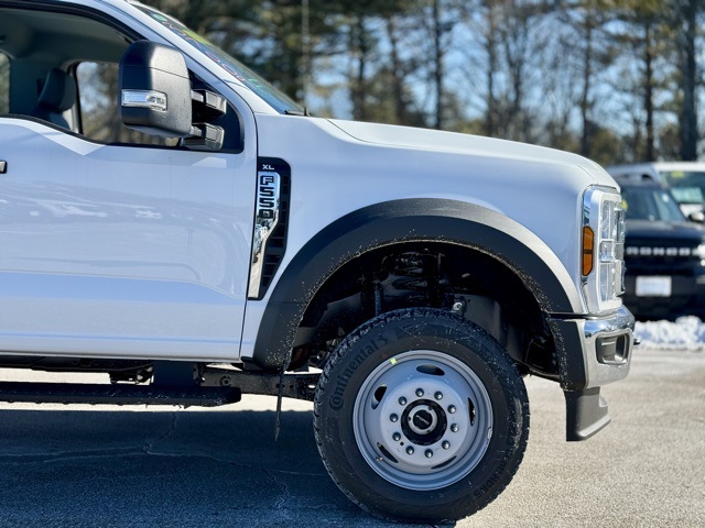 2024 Ford F-550 XL photo 2