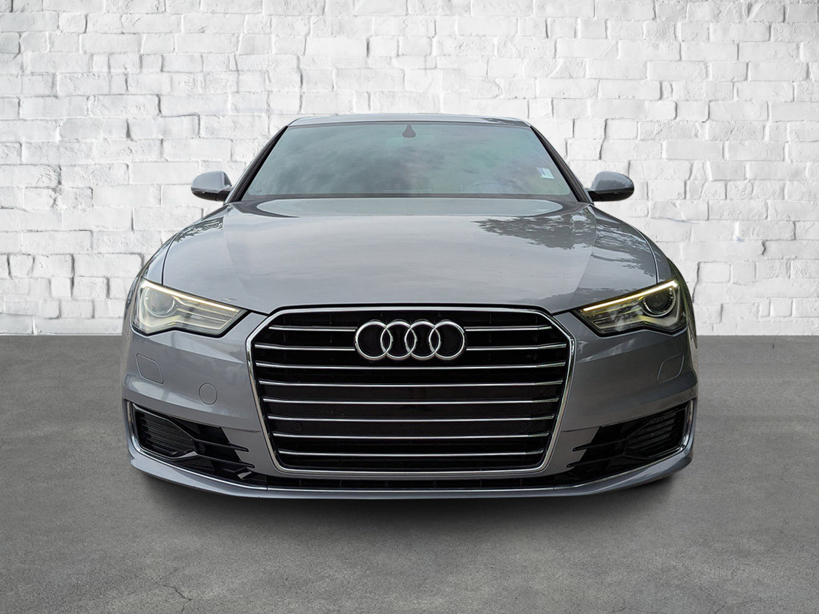 2017 Audi A4 Ultra Premium photo 2
