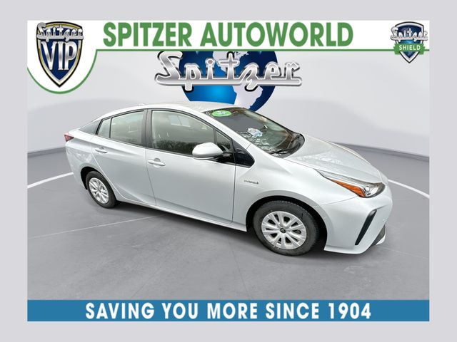 2020 Toyota Prius LE's photo