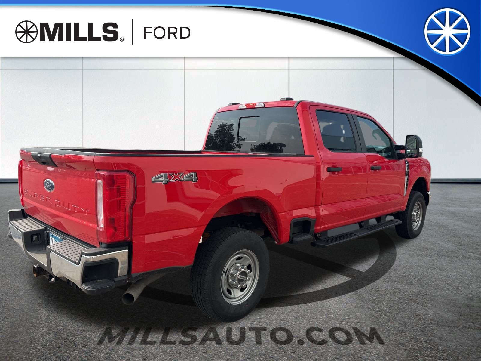 2023 Ford F-350 XL photo 5