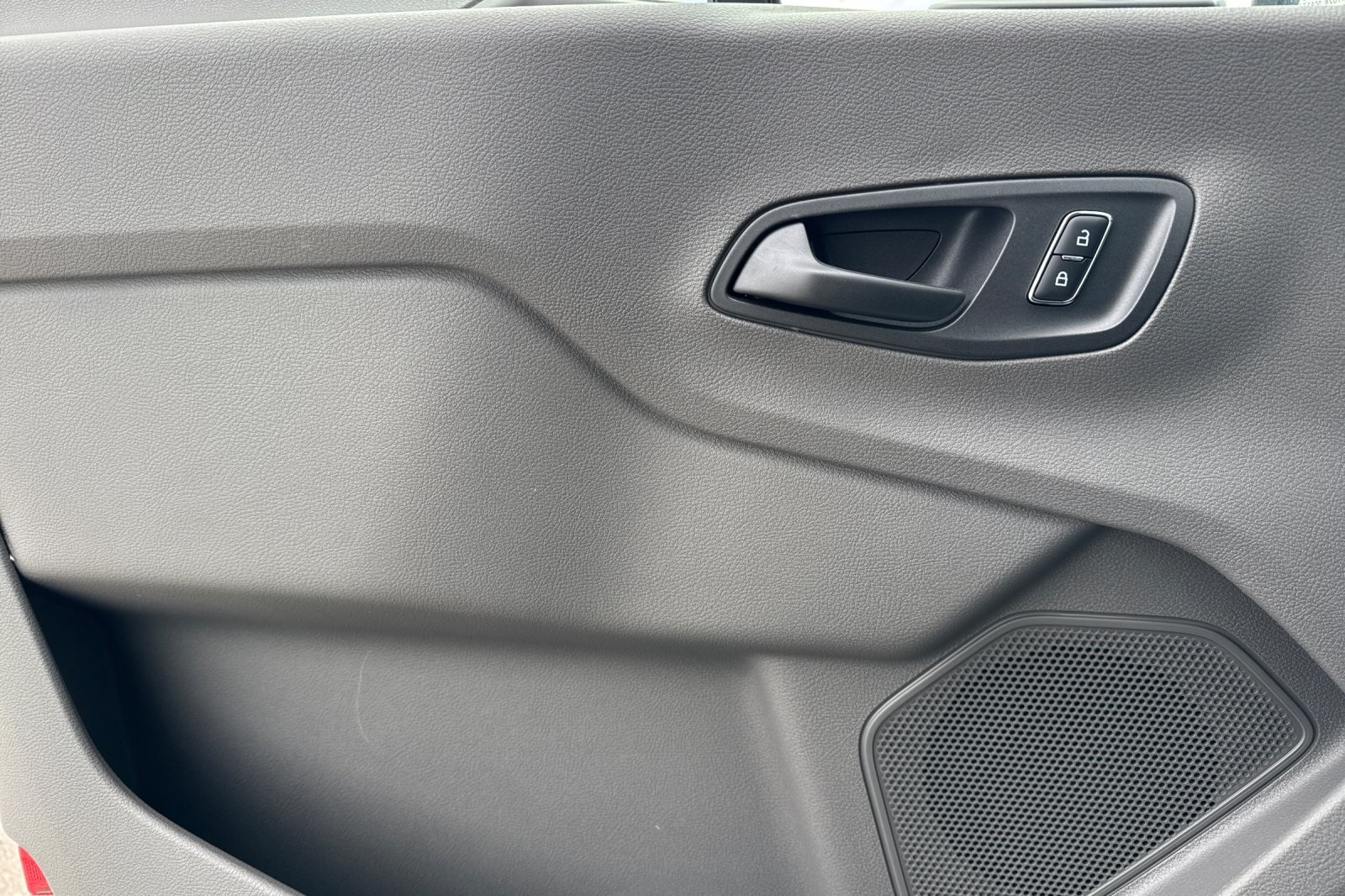 2024 Ford Transit photo 9