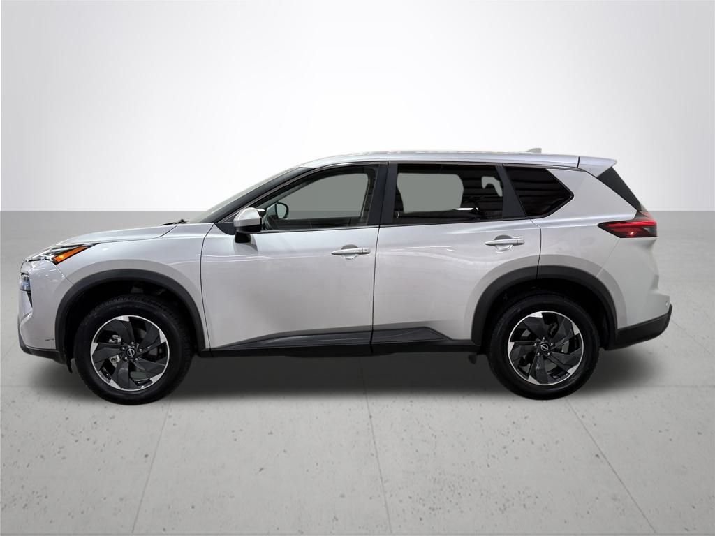 2024 Nissan Rogue SV photo 11