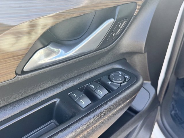 2020 Gmc Terrain SLE photo 16