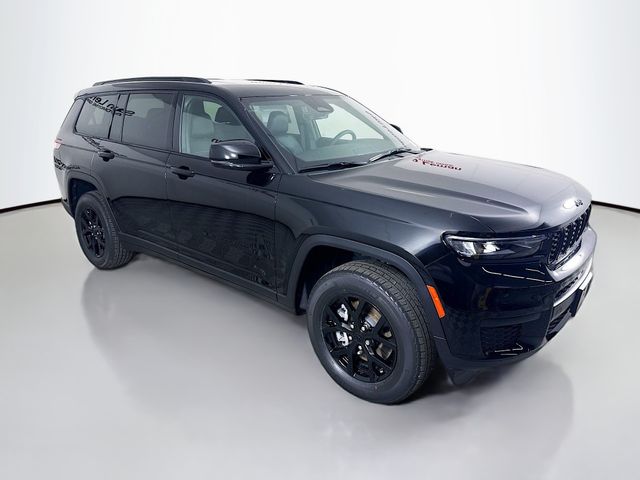 2025 Jeep Grand Cherokee L Altitude's photo