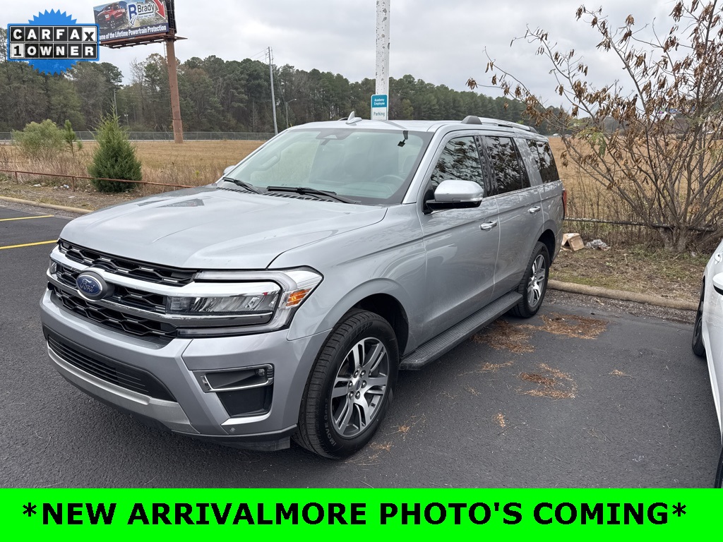 2024 Ford Expedition Limited's photo