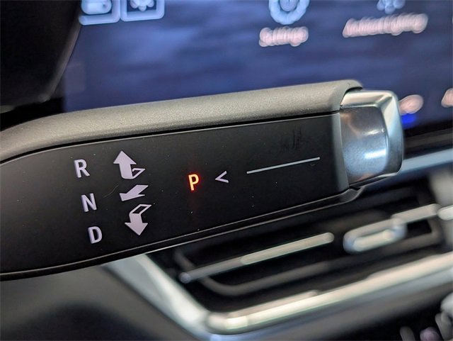 2025 Chevrolet Equinox EV 1LT photo 17