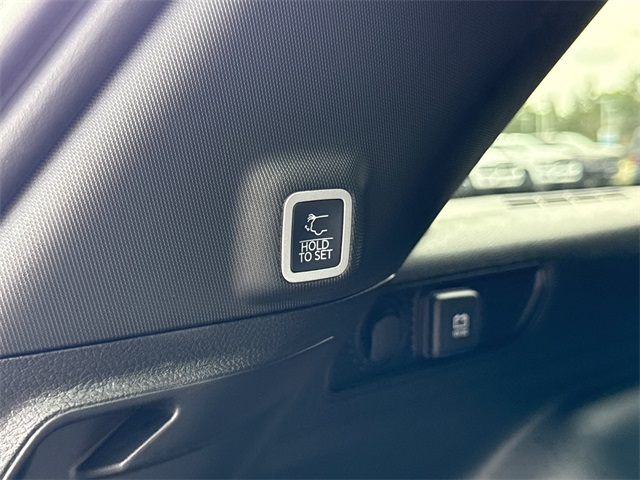 2025 Jeep Grand Cherokee Altitude photo 32