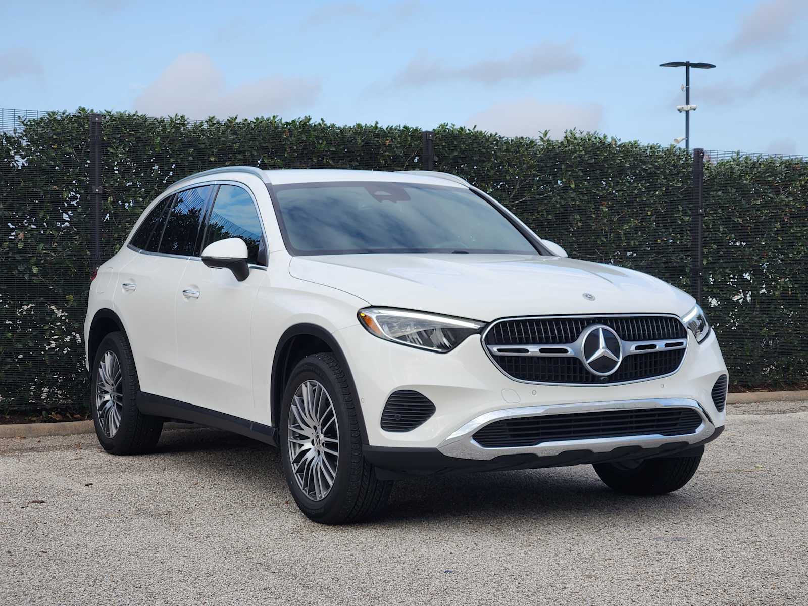 Certified Pre-Owned 2025 Mercedes-Benz GLC GLC 300 Sport Utility