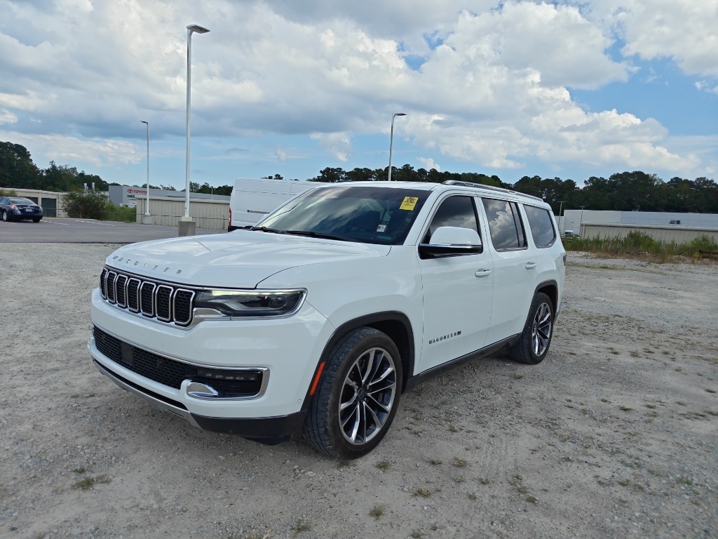 2022 Jeep Wagoneer Series III photo 3