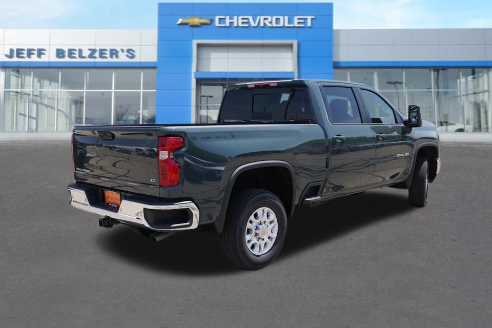 2025 Chevrolet Silverado 3500HD LT Z71 photo 3