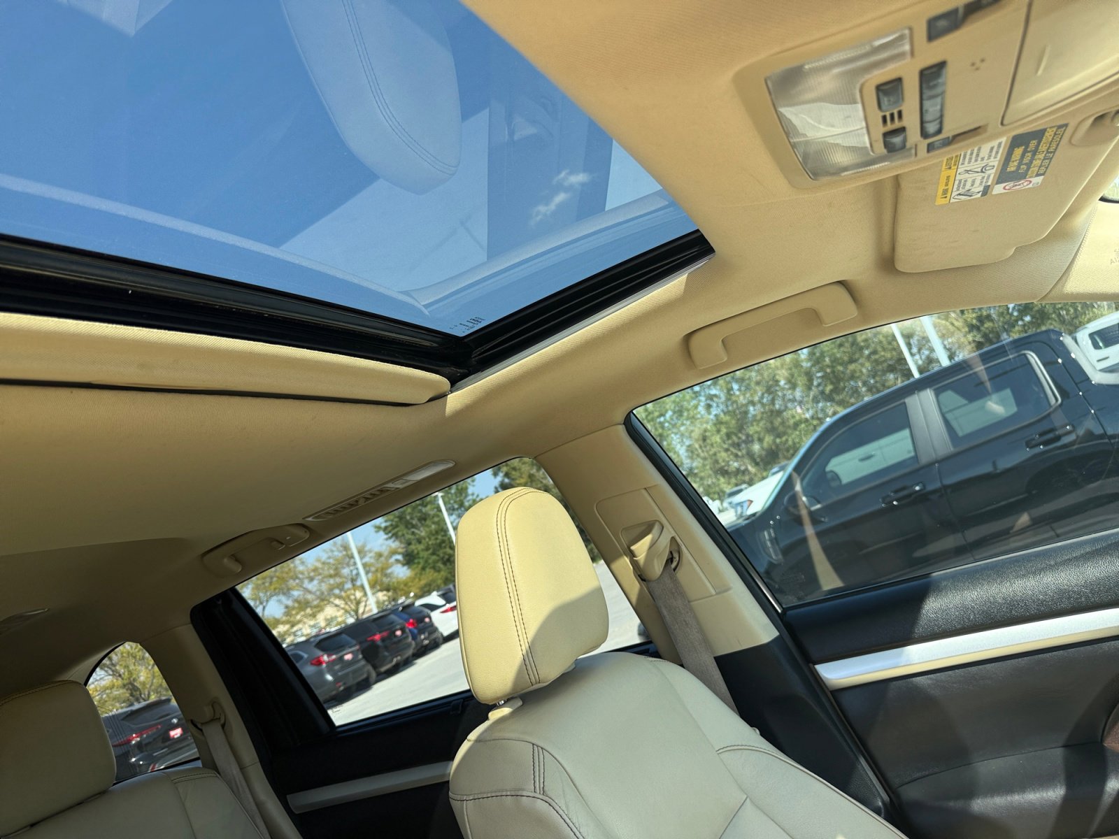 2017 Toyota Highlander XLE photo 3