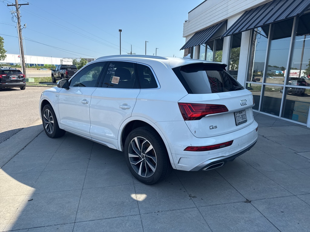 2023 Audi Q5 45 S line Premium photo 3