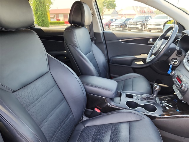 2016 Kia Sorento EX photo 18