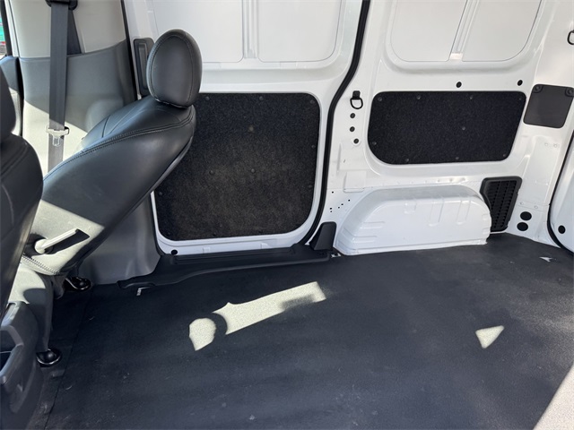 2020 Nissan NV200 S photo 11
