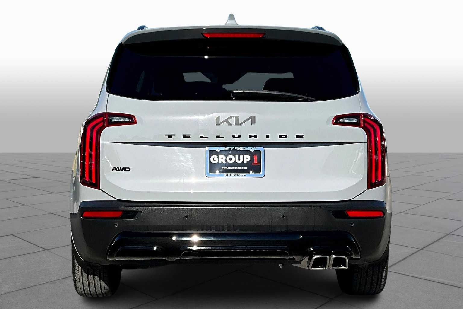 2022 Kia Telluride EX photo 4
