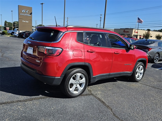 2019 Jeep Compass Latitude photo 12