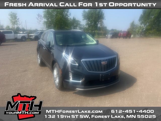 2023 Cadillac XT5 Premium Luxury photo 2