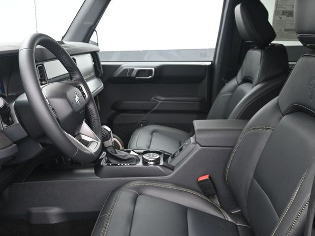 2025 Ford Bronco Badlands photo 6