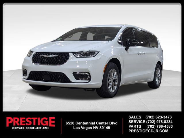 2026 Chrysler Pacifica Select's photo