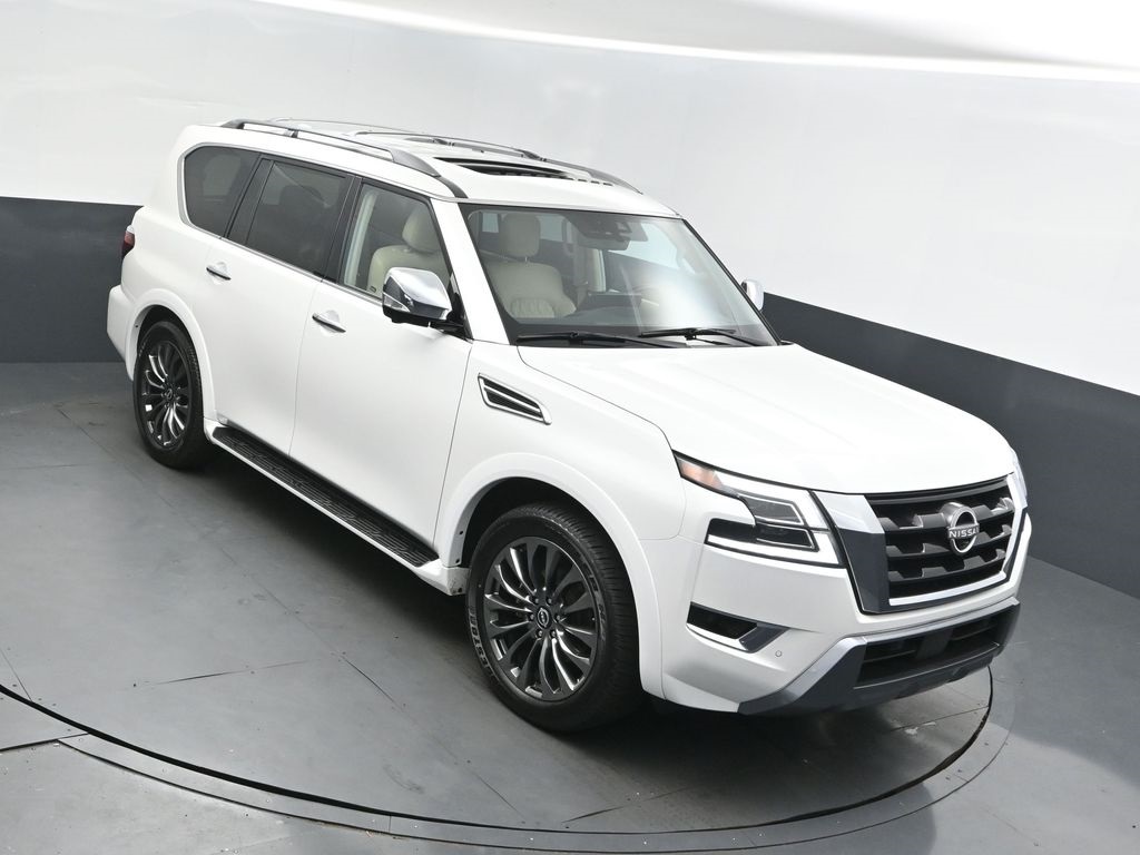 2024 Nissan Armada Platinum's photo