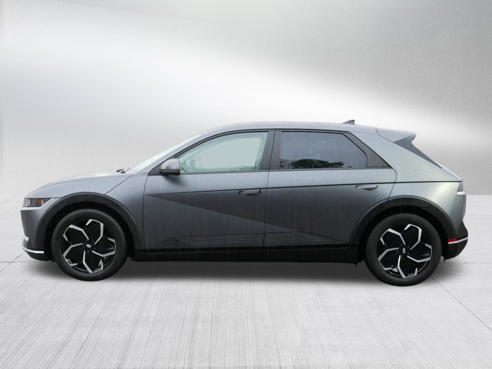 2023 Hyundai Ioniq 5 SEL photo 2