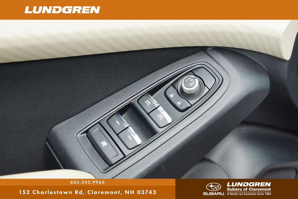 2022 Subaru Ascent Premium photo 24