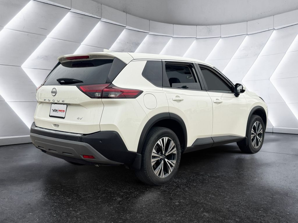 2023 Nissan Rogue SV photo 4