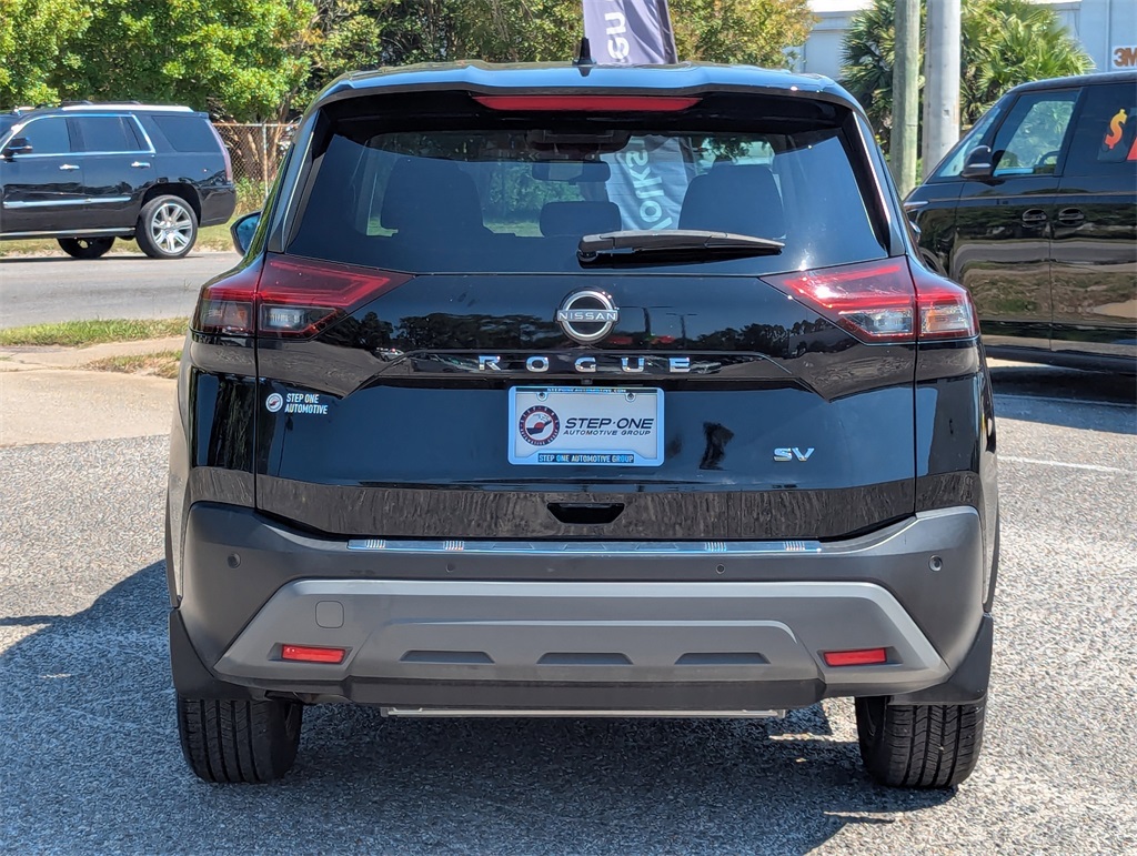 2023 Nissan Rogue SV photo 5