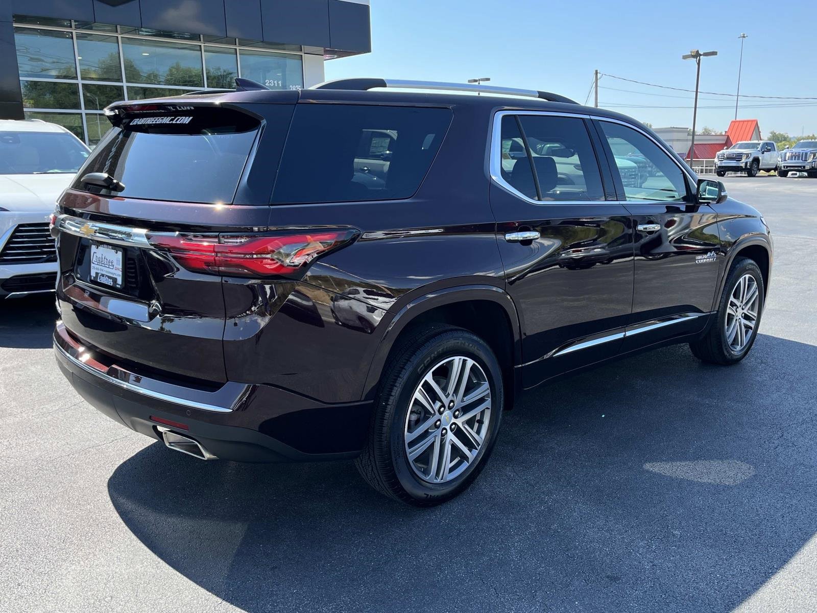 2023 Chevrolet Traverse High Country photo 3