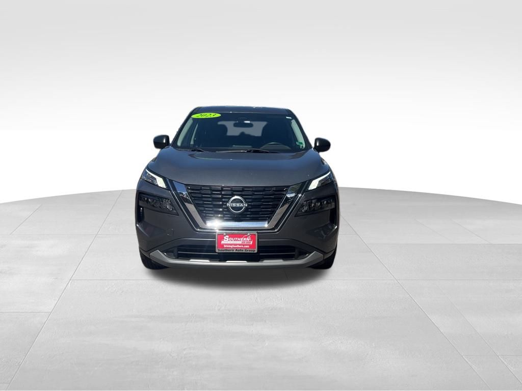 2023 Nissan Rogue S photo 7
