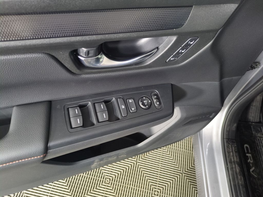 2026 Honda CR-V Hybrid Sport-L photo 11