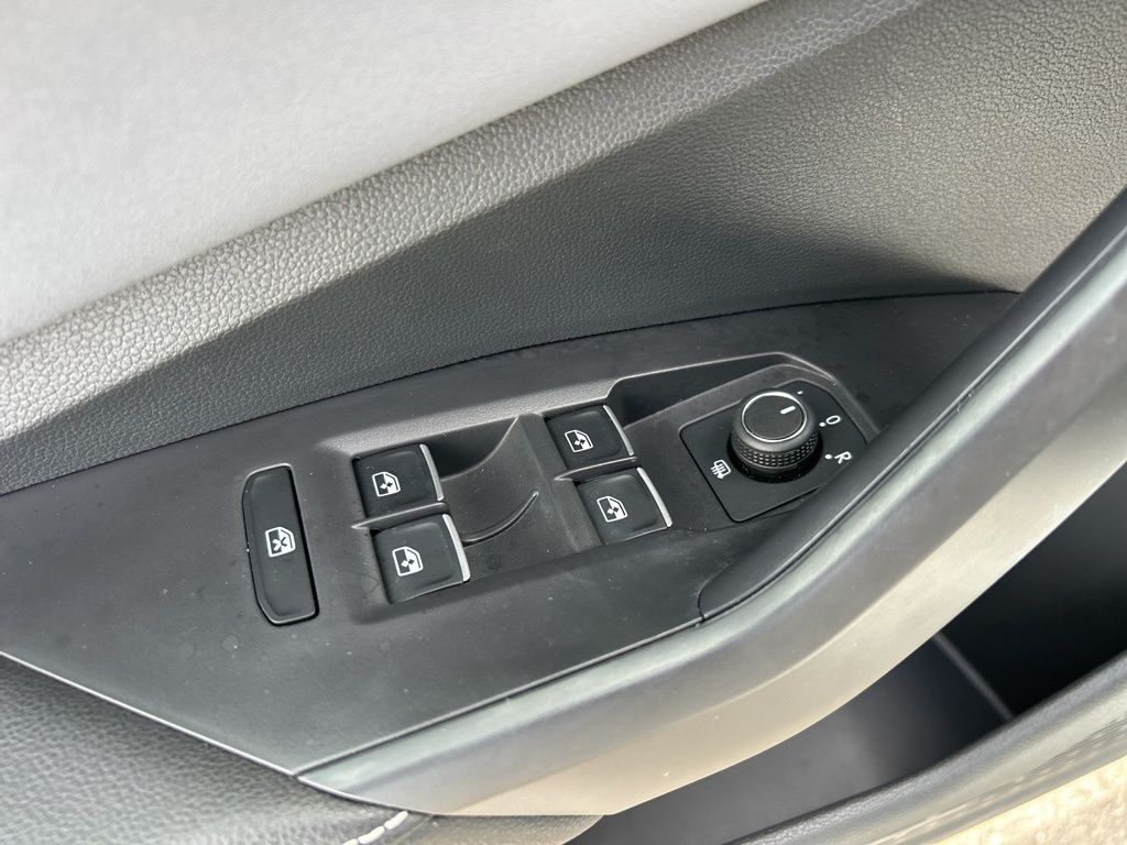 2025 Volkswagen Jetta 1.5T SE photo 12