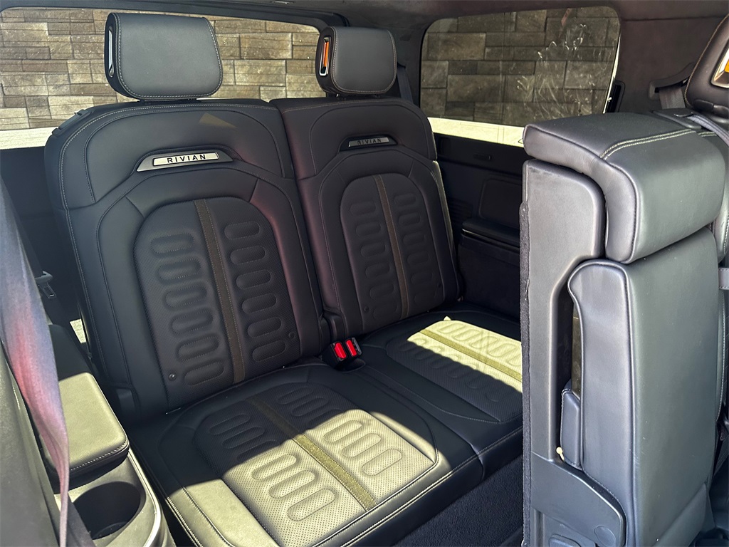 2025 Rivian R1S Adventure photo 13