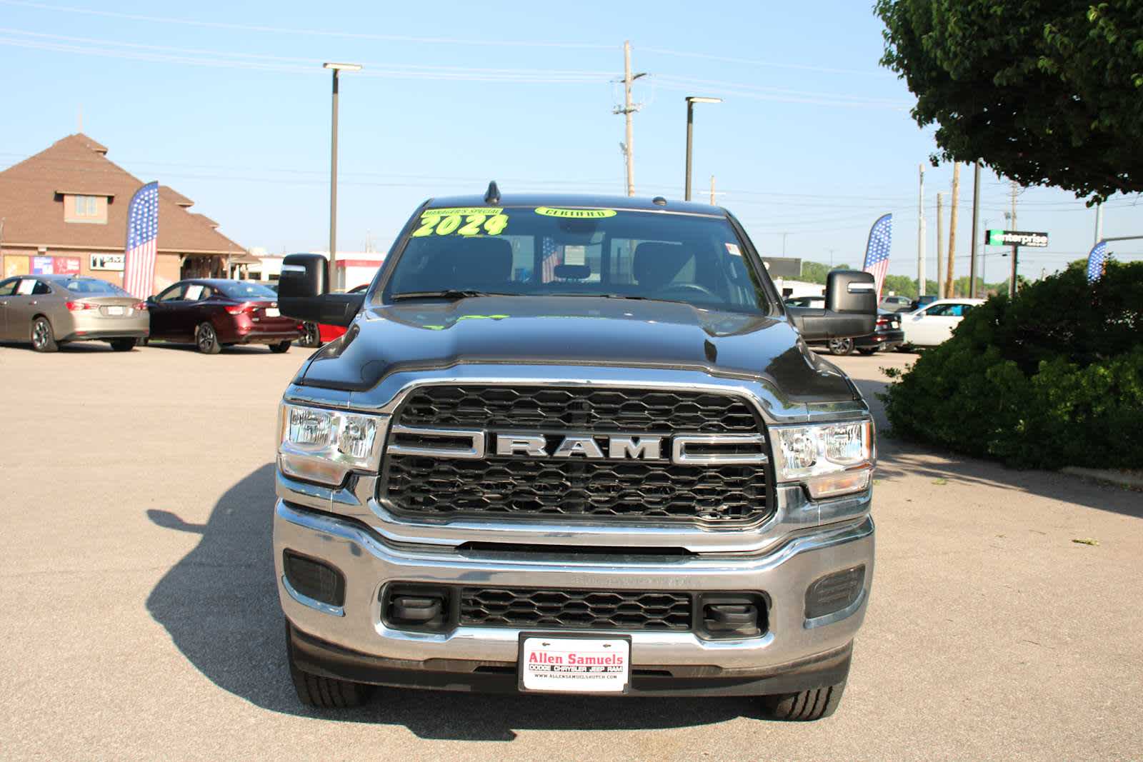 2024 Ram 2500 Tradesman photo 4