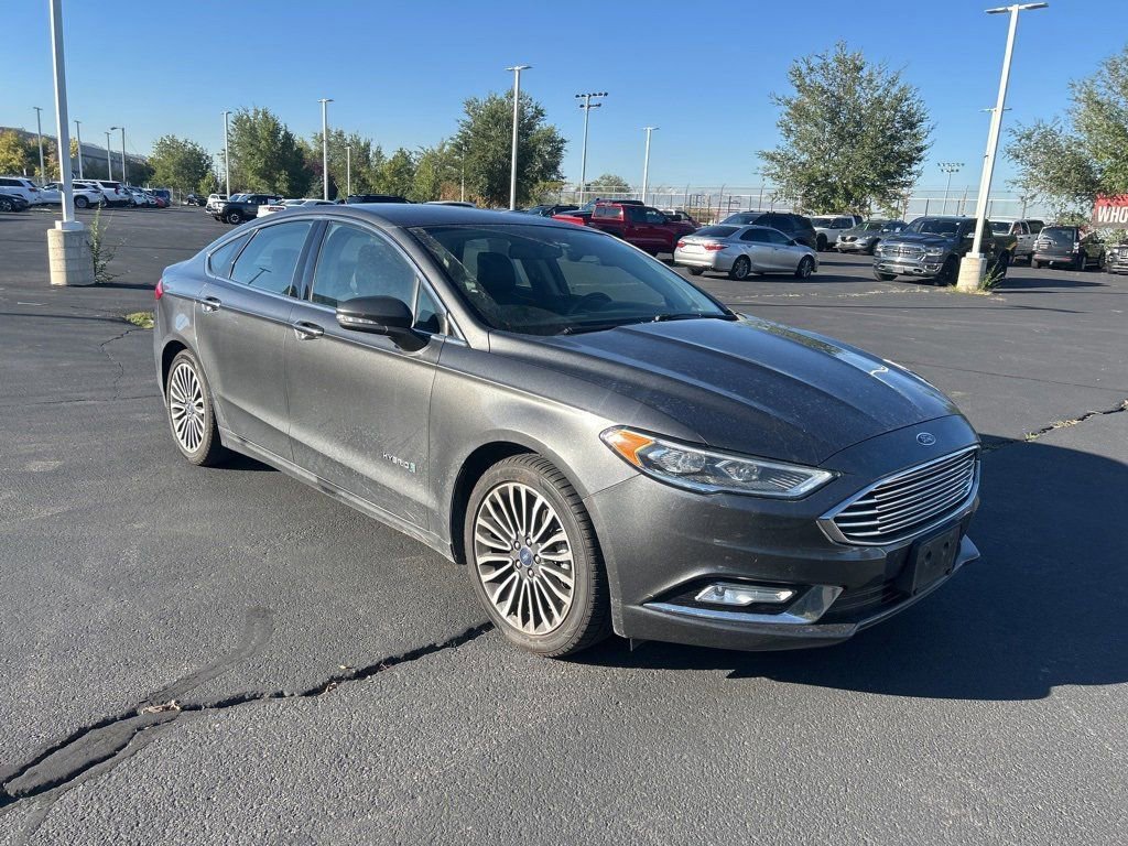2018 Ford Fusion Titanium Platinum Hybrid photo 2