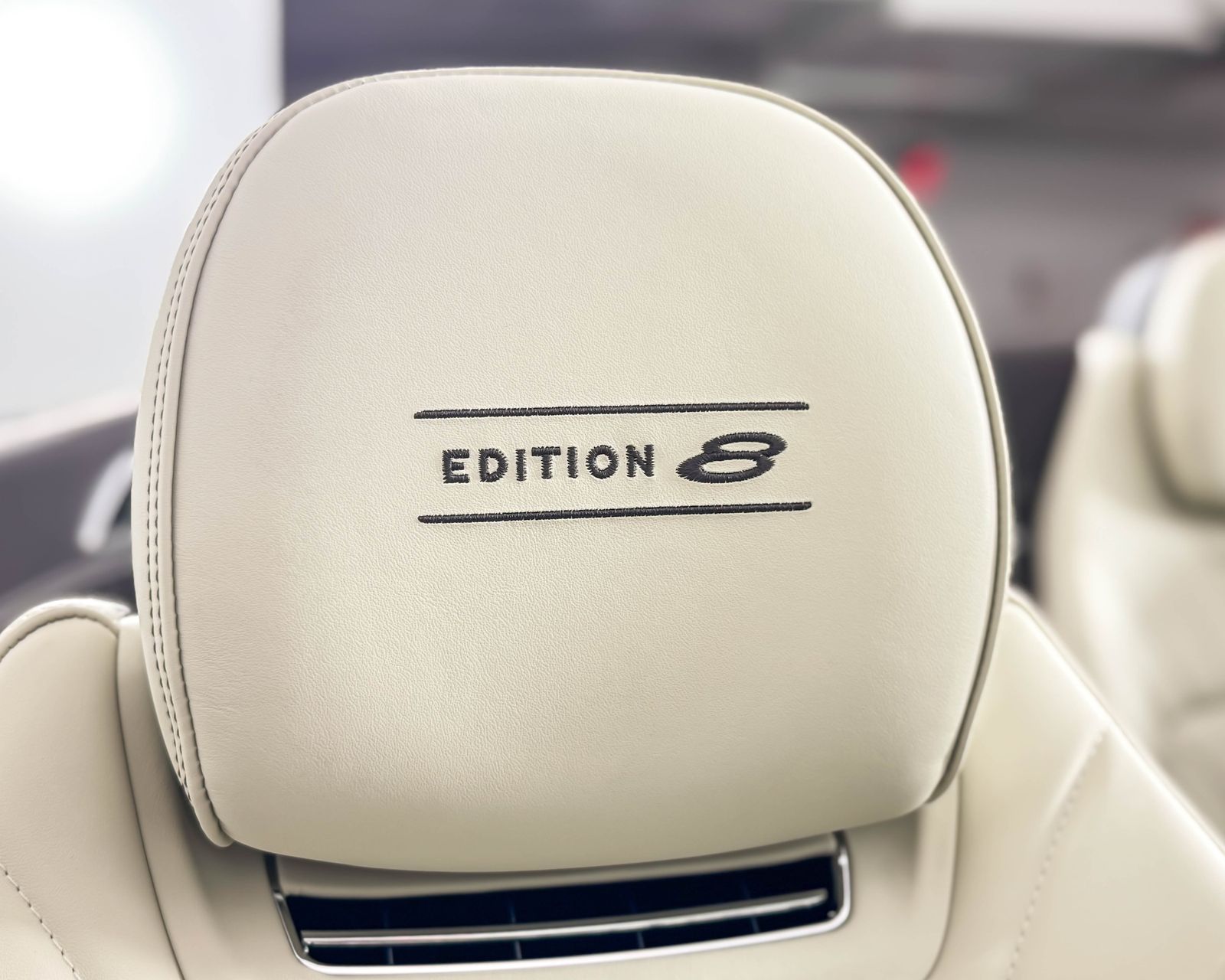 2024 Bentley Continental GTC photo 23