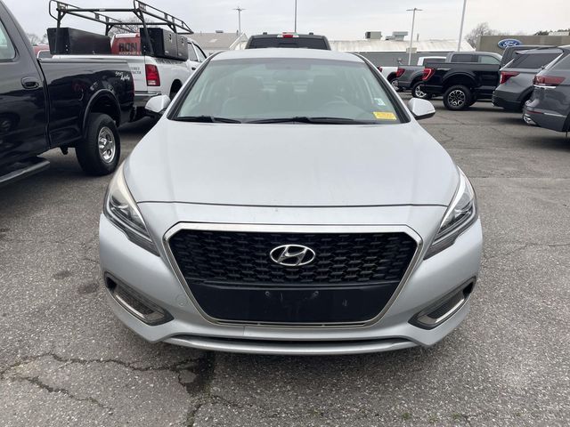 Used 2017 Hyundai Sonata Hybrid Base with VIN KMHE24L11HA054629 for sale in Belmont, NC