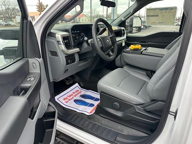 2024 Ford F-350 XL photo 24