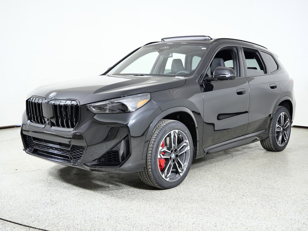 2026 BMW X1 28i's photo