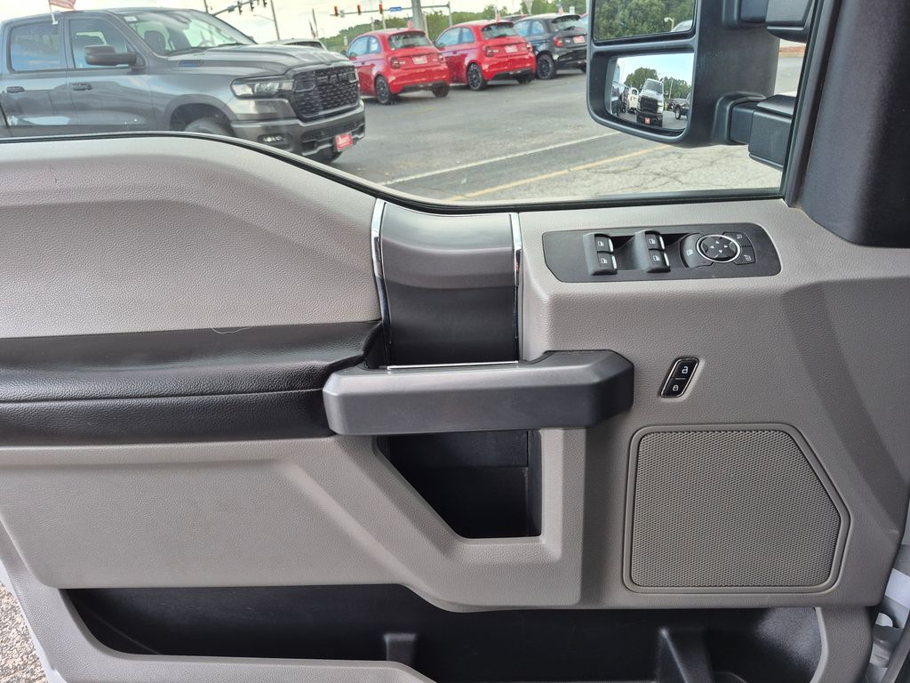 2018 Ford F-150 XLT photo 14