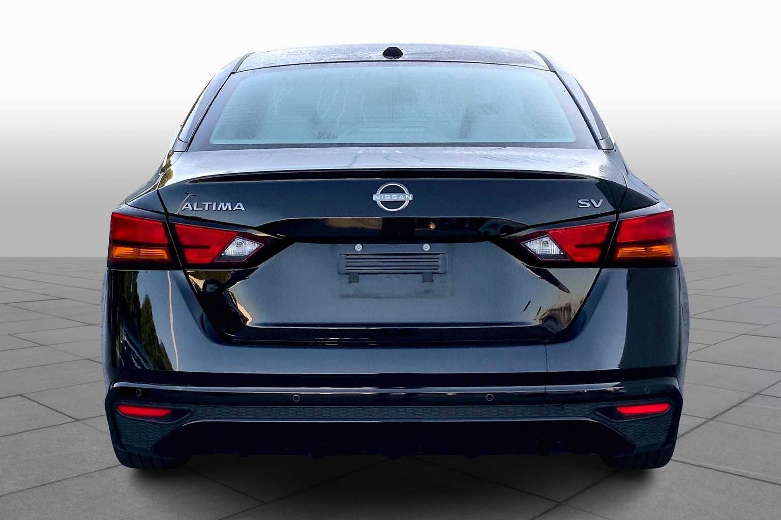 2024 Nissan Altima 2.5 SV photo 4
