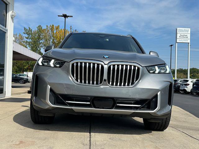2025 Bmw X5 xDrive40i photo 2