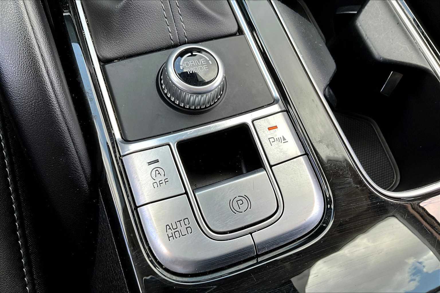 2024 Kia Telluride LX photo 31