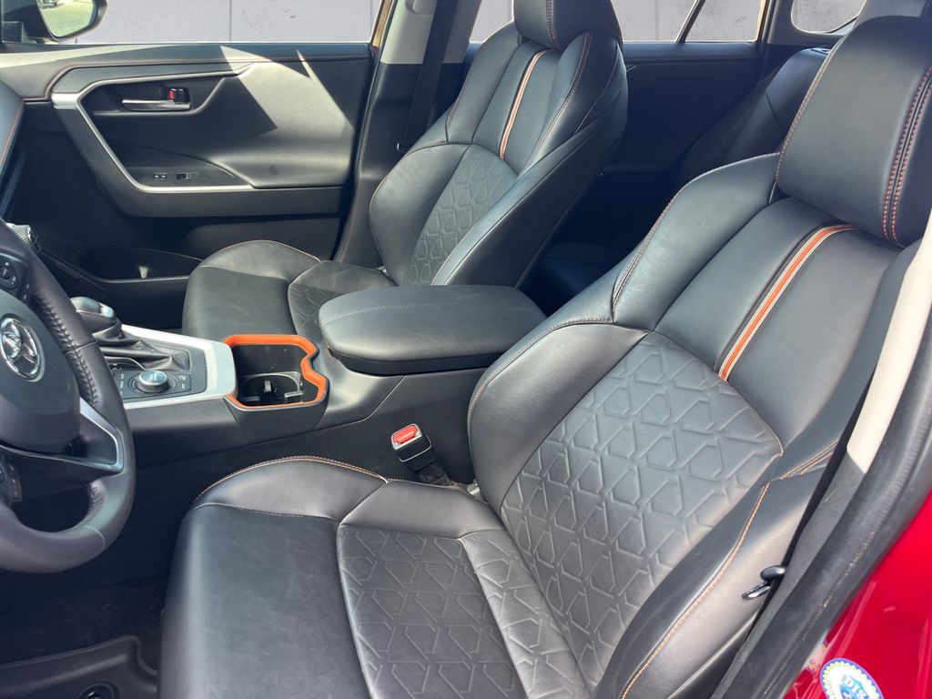 2023 Toyota RAV4 Adventure photo 8