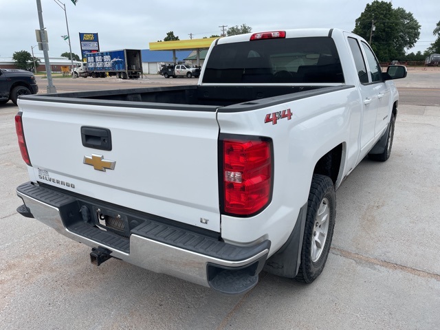 2018 Chevrolet Silverado 1500 LT photo 3