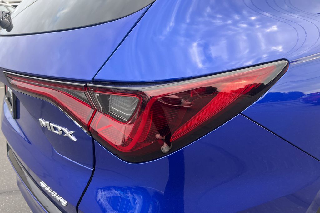 2025 Acura MDX A-Spec SH-AWD photo 5