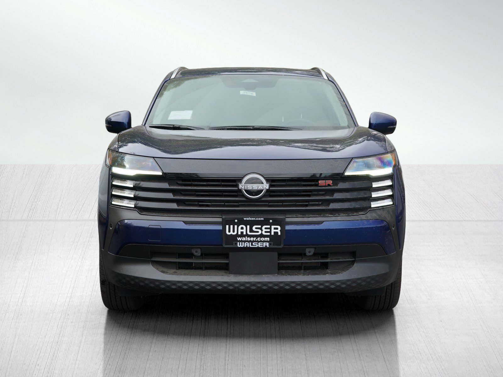 2025 Nissan Kicks SR photo 2