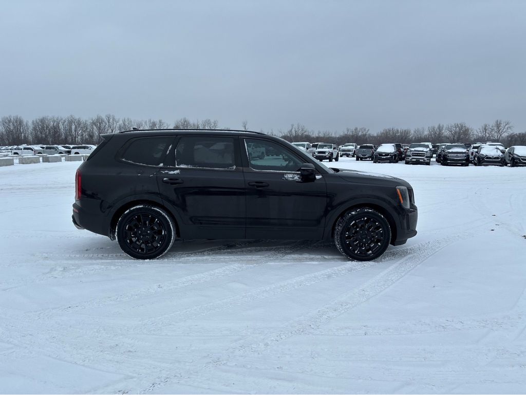 Used 2021 Kia Telluride SX Limited with VIN 5XYP5DHC5MG162387 for sale in Coon Rapids, Minnesota